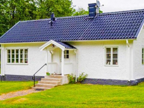 Holiday home ÅSBRO II